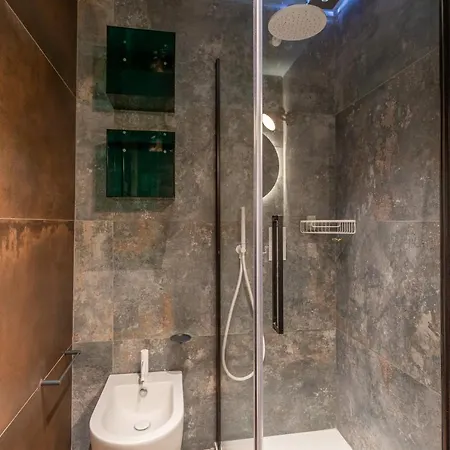 Eclectica Living By Navona Square Apartment *
