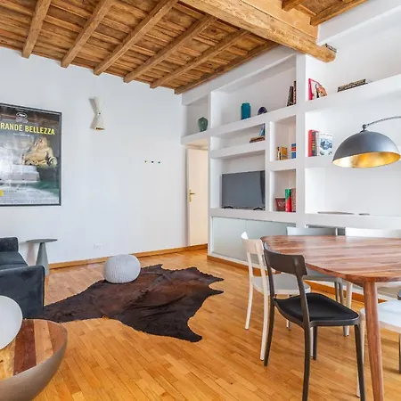 Eclectica Living By Navona Square *