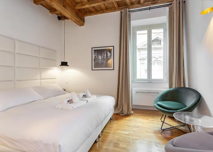 Eclectica Living By Navona Square