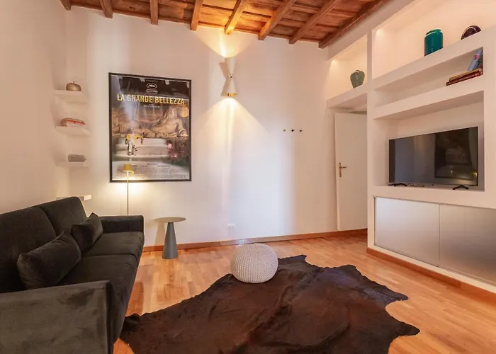 Eclectica Living By Navona Square *